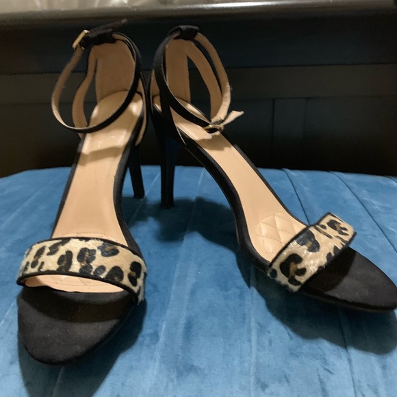 Shoes - Boutique cheetah sz 10 heels